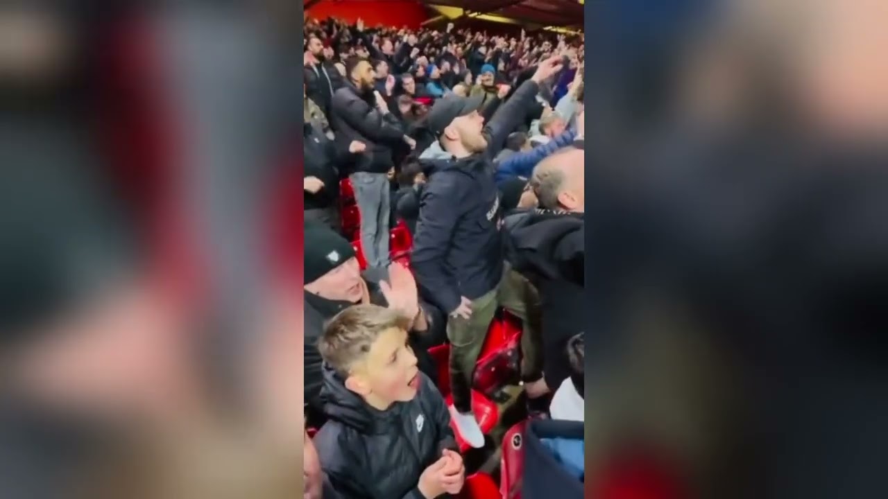 Unstoppable Manchester United Chants 2025 🔴 | Old Trafford Atmosphere Gives Goosebumps!
