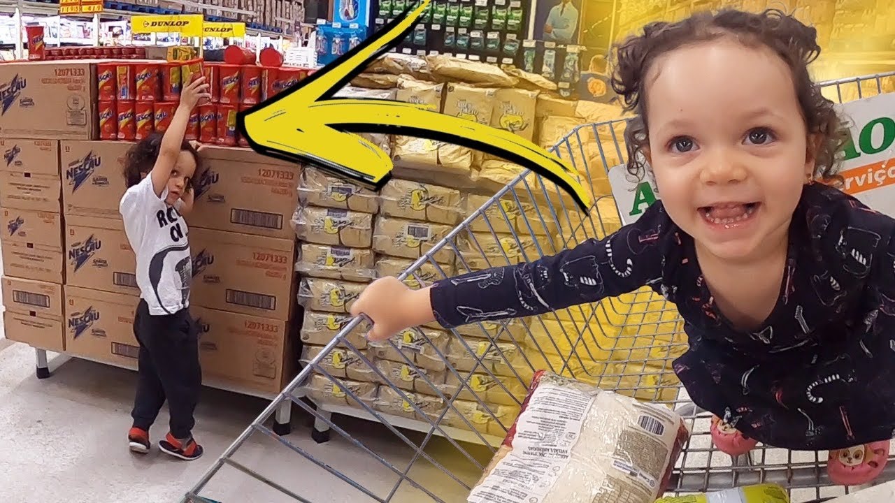 A IMPOSSÍVEL MISSÃO DE FAZER COMPRAS COM DUAS CRIANÇAS NO MERCADO!