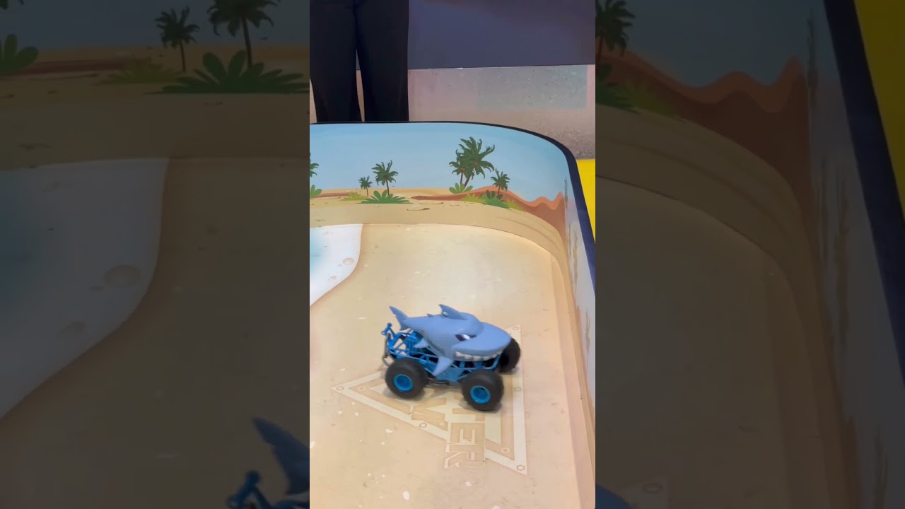 Monster Jam CHOMPING Megalodon Shark! #megalodon #monsterjam #rccar #spinmaster #toyfair #shorts