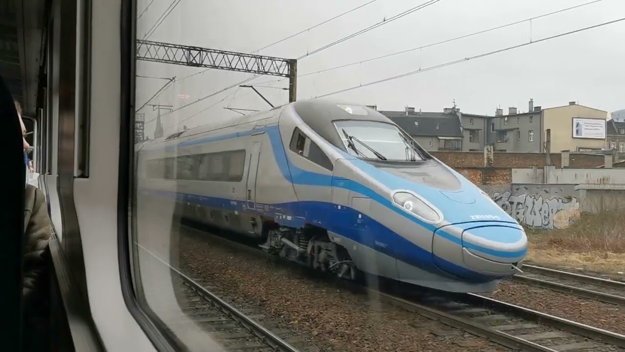 [Katowice] Jazda równoległa Wyspiańskiego i Pendolino z Katowic do Katowic Zawodzia