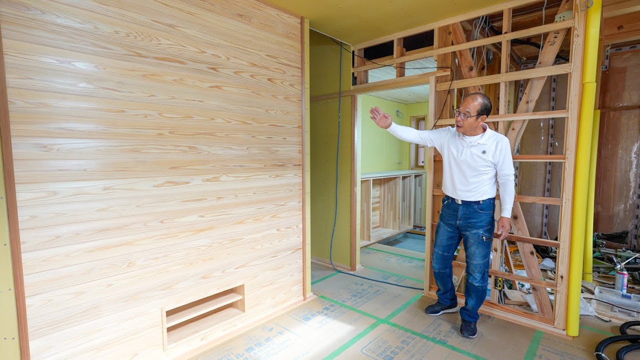 【大工の作り付け家具】玄関に下駄箱を。居間には壁掛けのテレビ収納箱を。【Season4 - Part12】