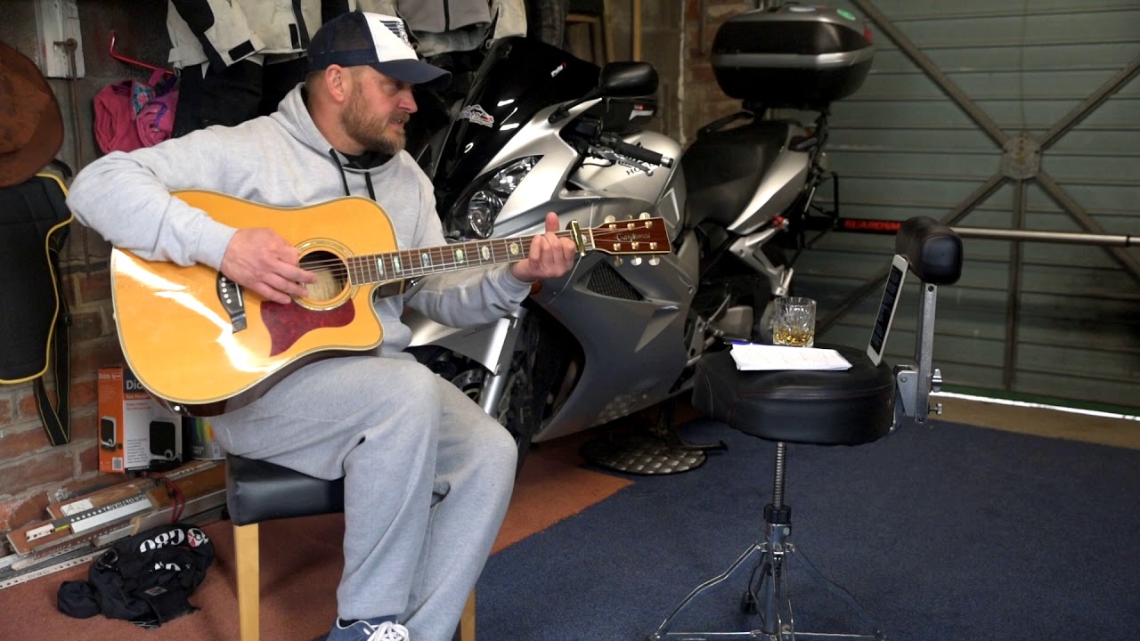 Lockdown Songs - The Gambler - Kenny Rogers (Cover)