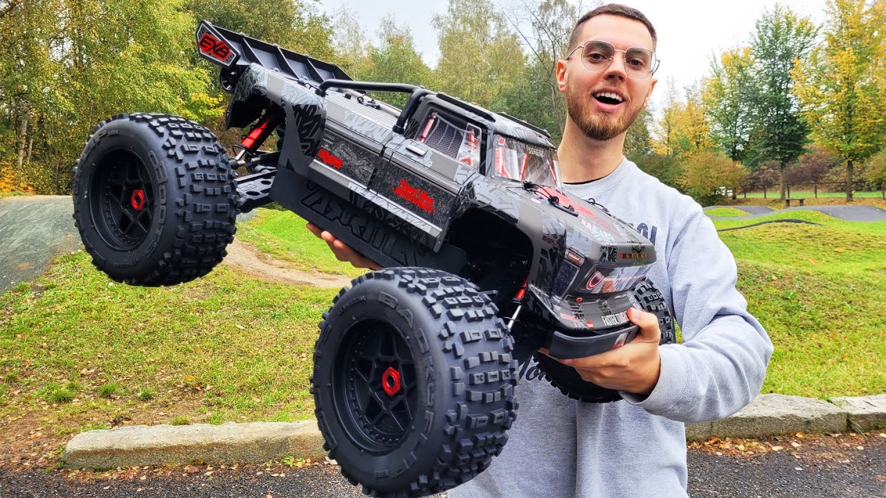 Für dieses TEURE XXL MONSTER STUNT FAHRZEUG würde ich mich VERSCHULDEN!