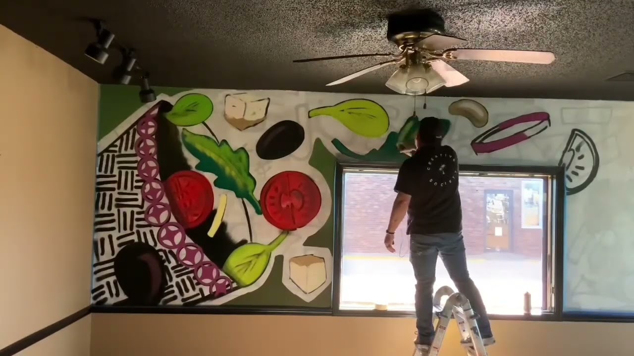 MURAL PAINTING using a doodle grid!