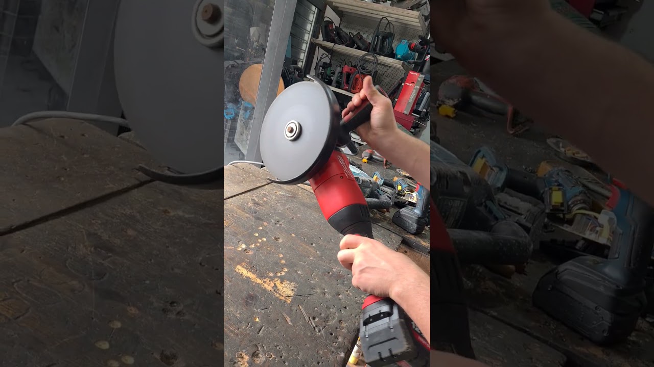 Milwaukee M18 FLAG230XPDB cordless big angle grinder 230mm
