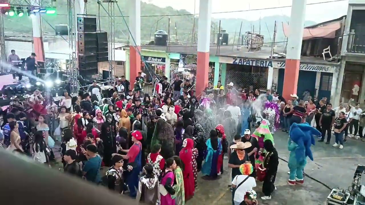  Barrio Anáhuac.   Carnaval 2026 San Lorenzo achiotepec Hidalgo/luna anónima 