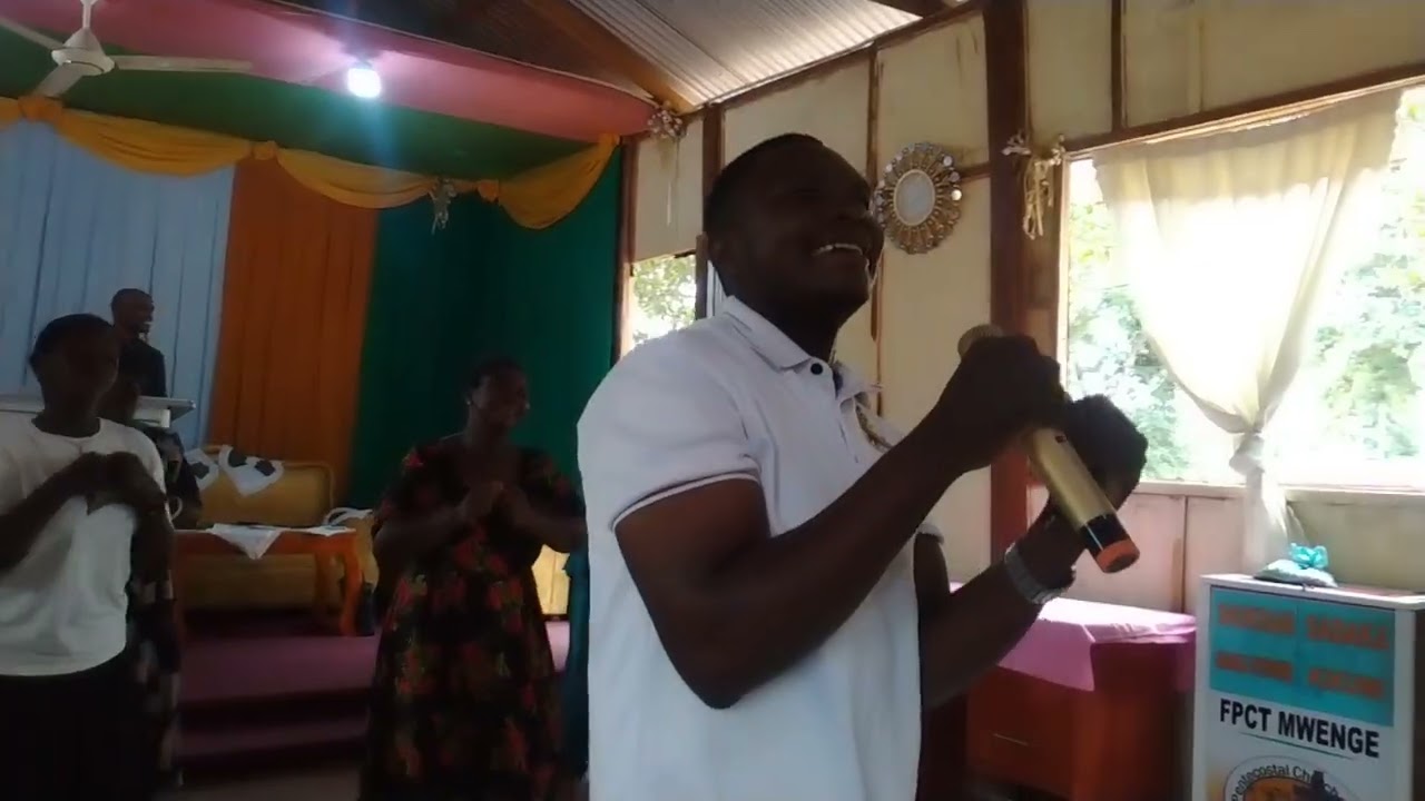 REVIVAL KWAYA PRAISE GOD 
