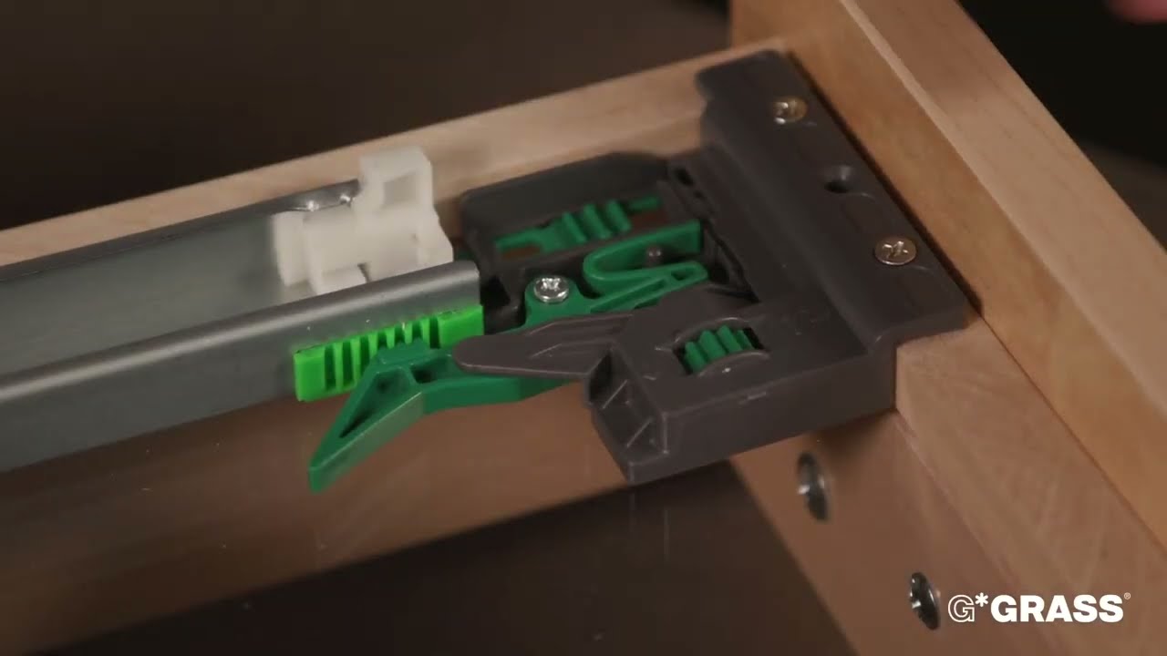 Elite & Maxcess 2D Front Locking Device Adjustment