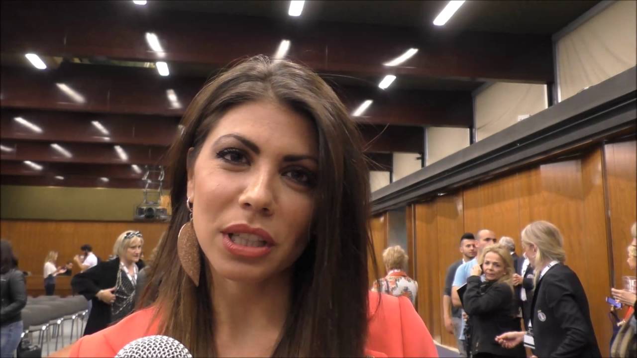 Videointervista a Flora Canto alla Partita del cuore, leggi l'articolo su SpettacoloMania.it