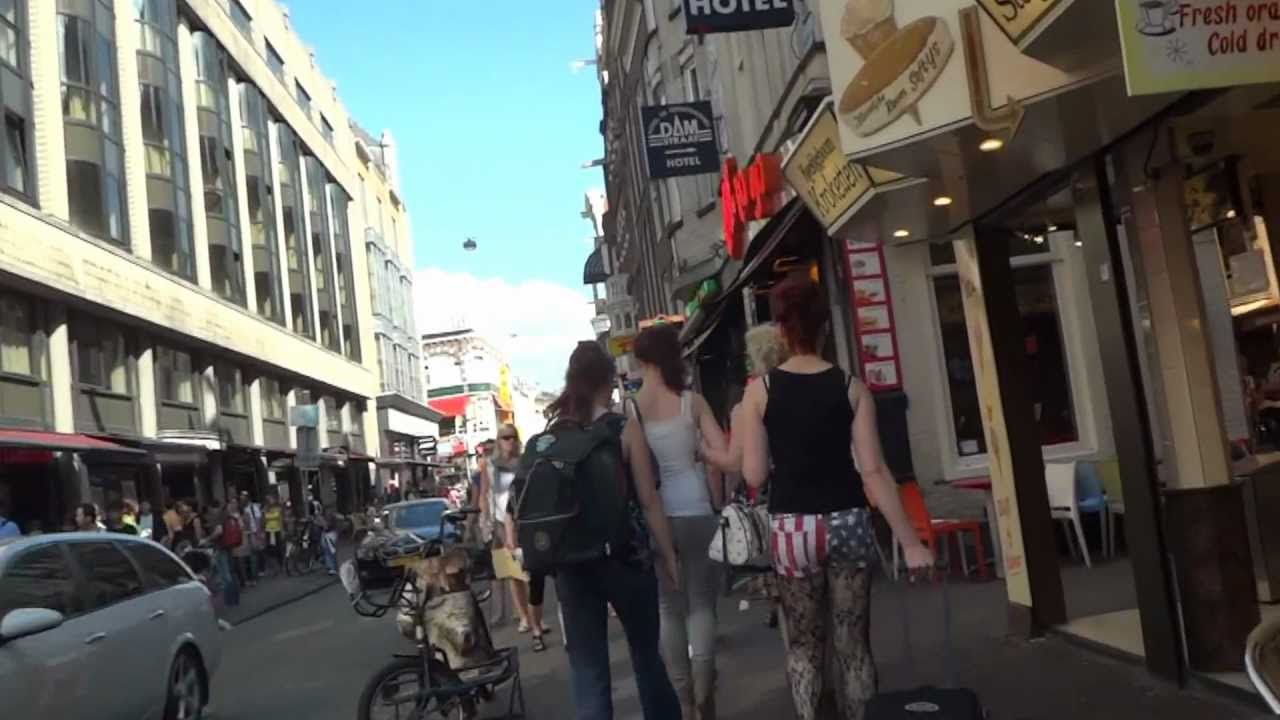 Stalking Along the Damstraat