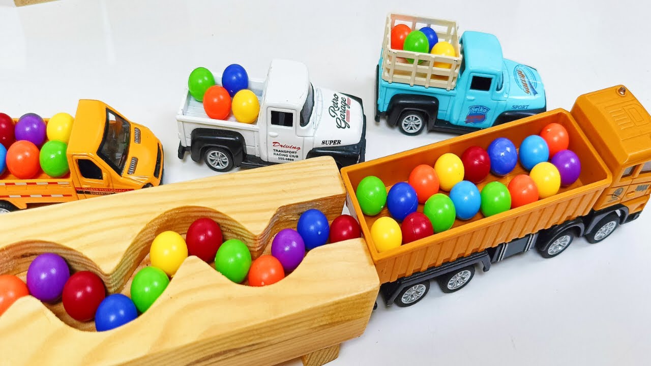 Marble Run Race ☆ HABA Slope & Retro Makita Truck, Garbage Truck, Excavator, Dump Truck, Ambulance