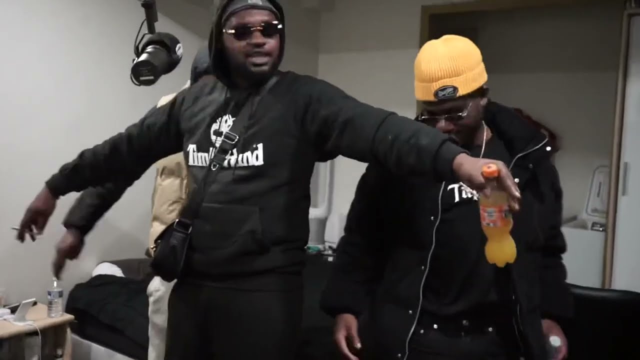 Manik - Affaire class&eacute;e ⛓ [ Clip Officiel ]