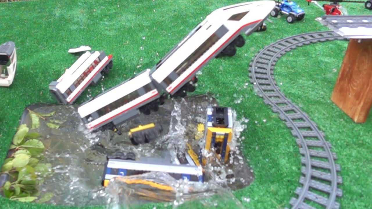 LEGO Train, Trampoline, Accident, Fall - Slow Motion #2