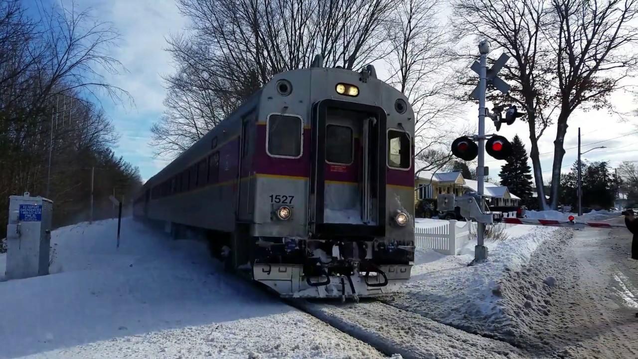 Railfanning Canton Junction in the Snow with Amtrak and MBTA Trains