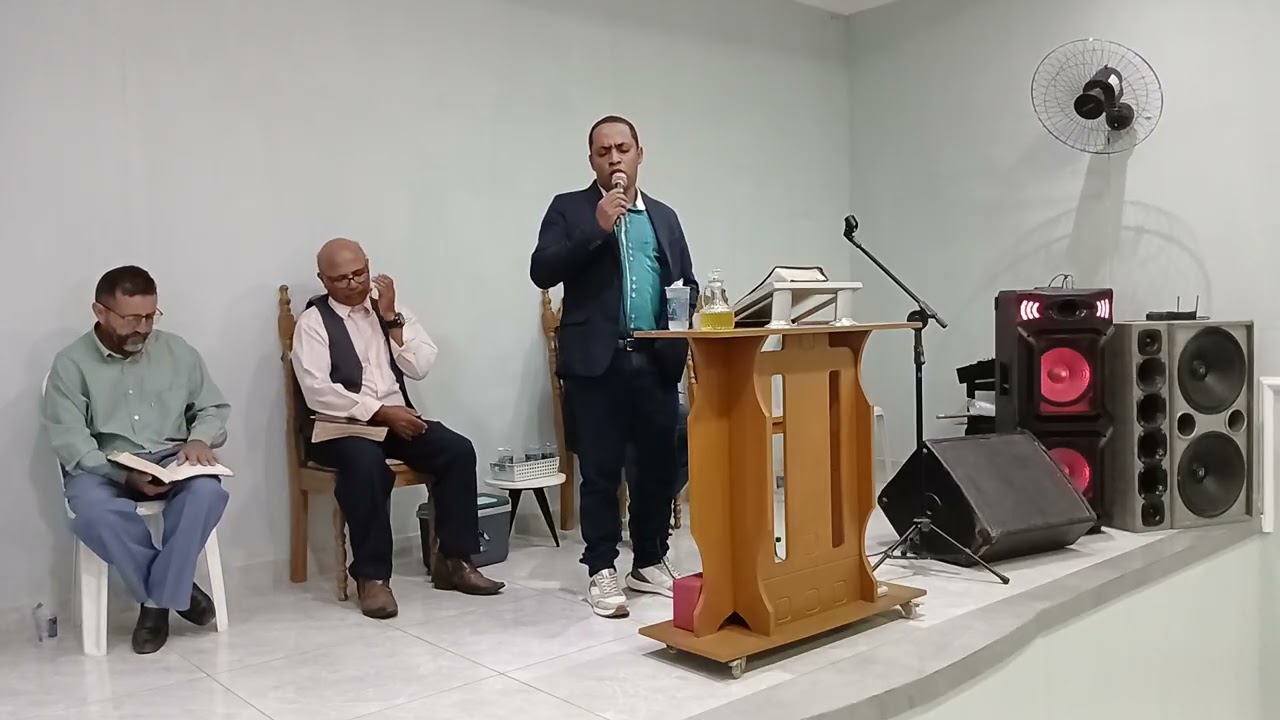 Comperador Grezio louva 