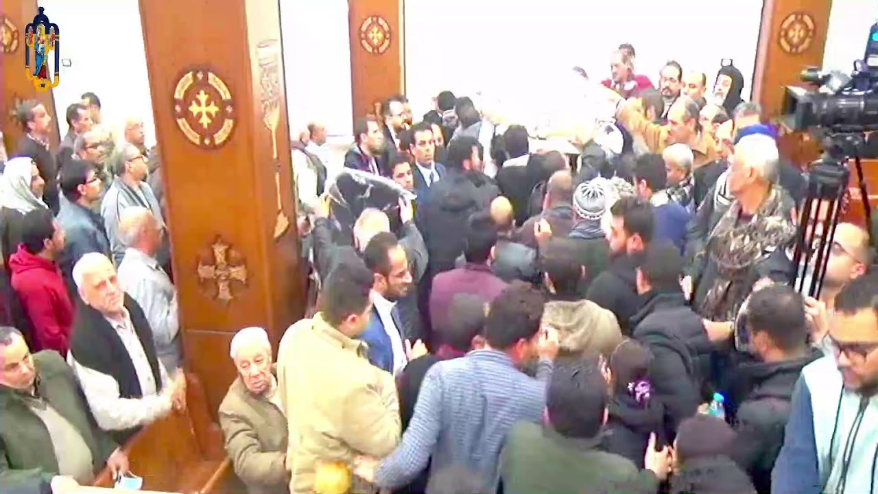 صلاة الجناز للمتنيح اعادل هارونشقيق الأنبا بيمن اسقف نقادة وقوص