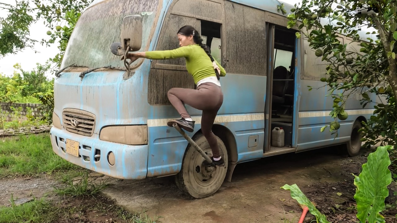 The girl restarted an abandoned 29-seater Hyundai bus and turned it into a coffee vending vehicle.