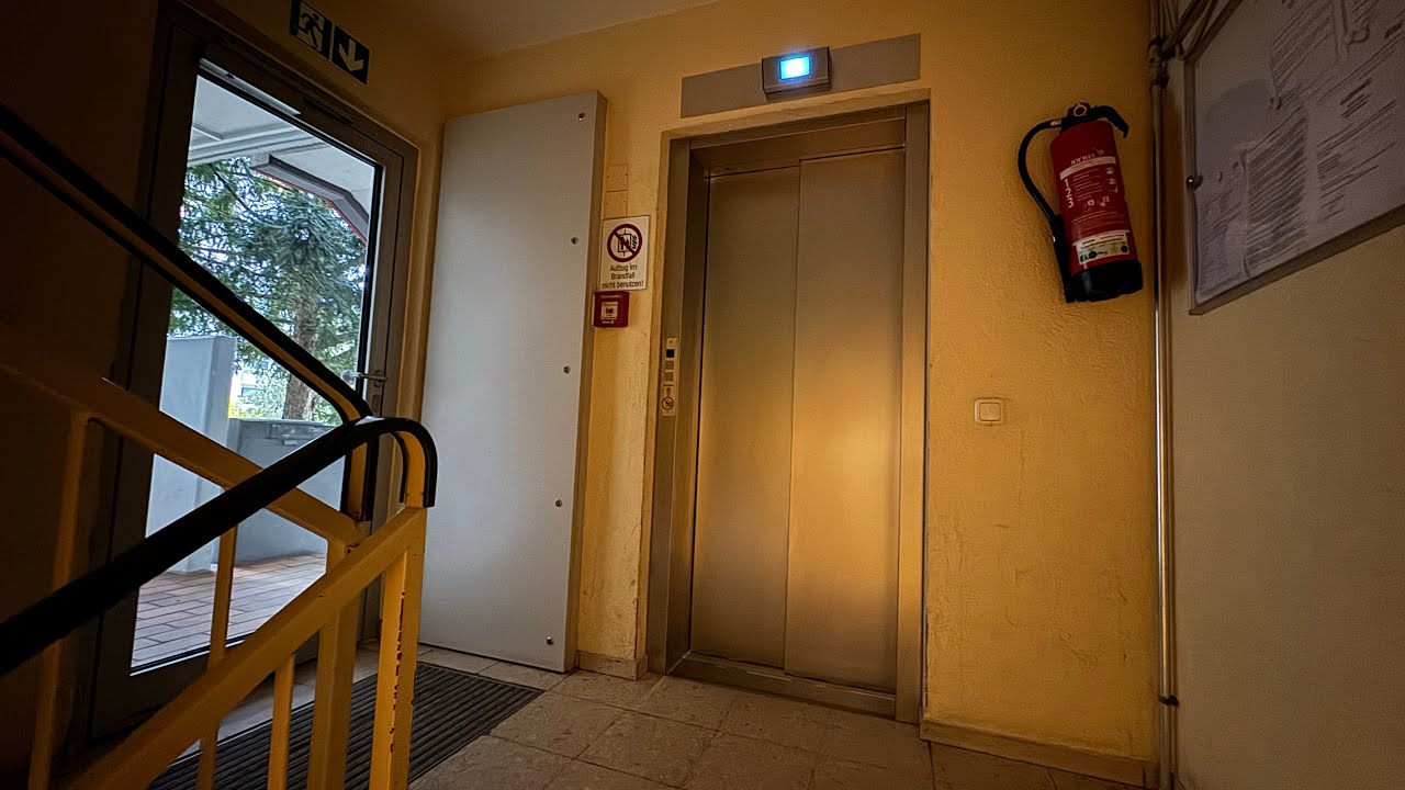 2024 Mod ks Aufzug in einem Wohnhochhaus In Griesheim