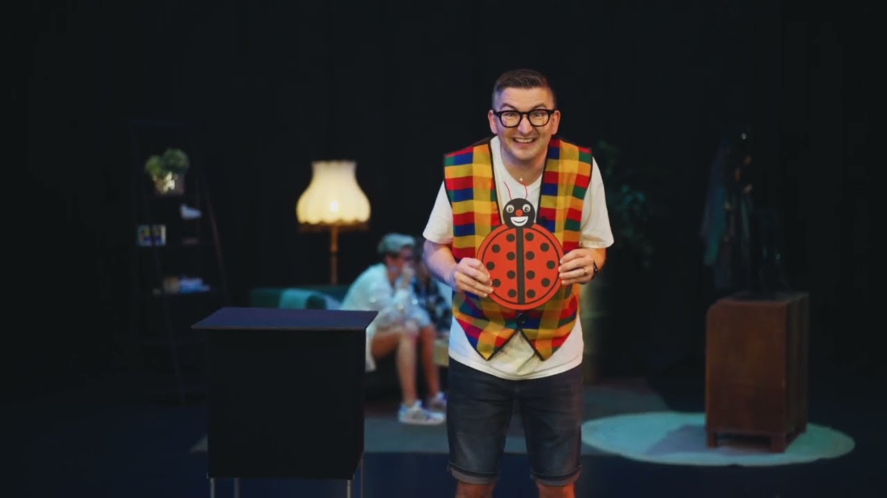 derGROSSEtobini zaubert in der Fernsehshow: 