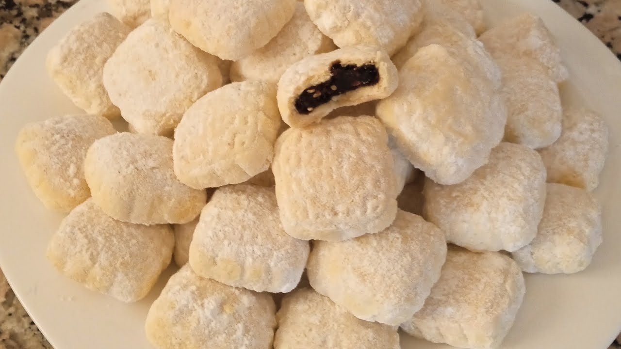 حلوة التمر سهلة جدا هشيشة ولذيذة تدوب فالفم