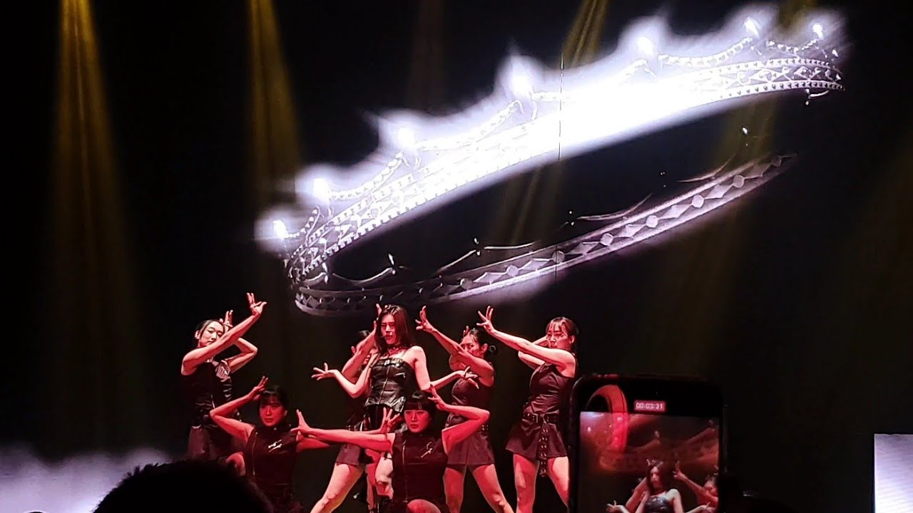 Crown On My Head (YEJI) - ITZY (있지) | ITZY 2ND WORLD TOUR 'BORN TO BE' | MADRID 240504