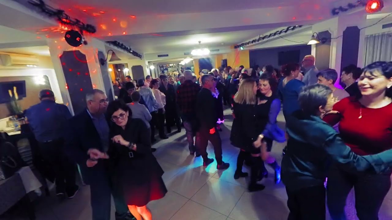 BANU DE LA DUMBRAVA REVELIONUL ÎNTÂRZIAȚILOR 