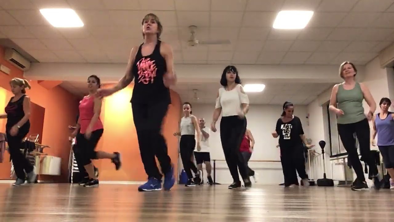 Zumba 2024-Mujer Latina