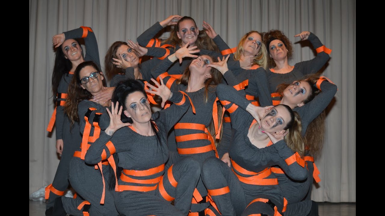 Stadtgarde Offenbach | Glamour Girls - Showtanz 2020 | Irrenanstalt Glamour Klinik