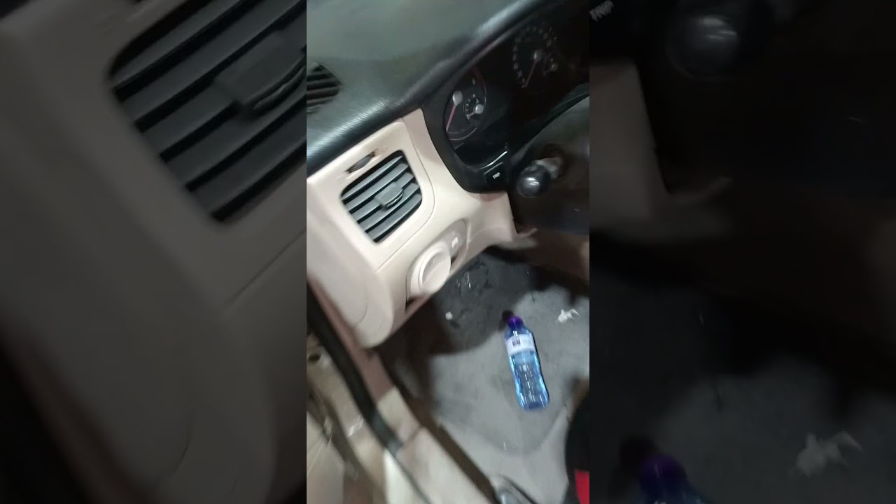 KIA Rio 2006 model fuse box location 🤟