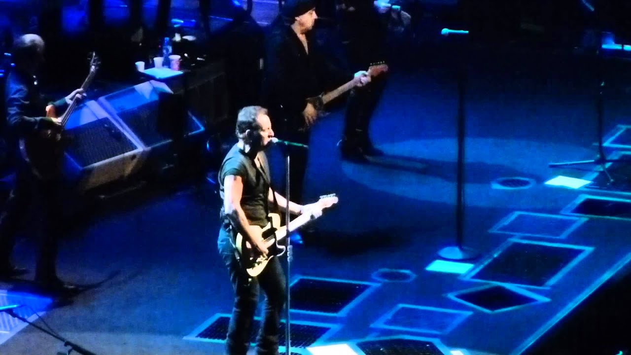 Bruce Springsteen - Paris Bercy - 5/07/2012 HD: Incident On 57th Street