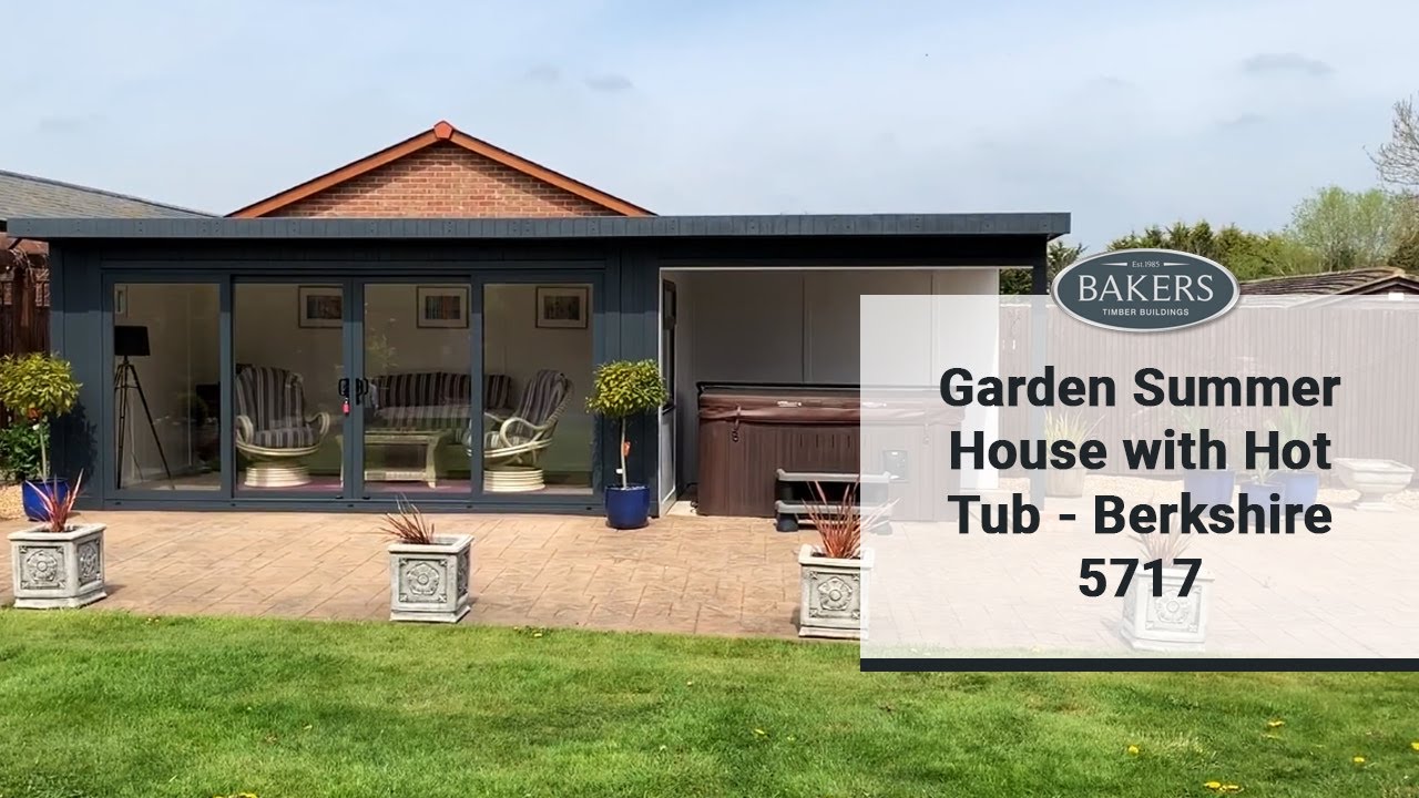 REF 5717 Summer house with hot-tub building in Berkshire