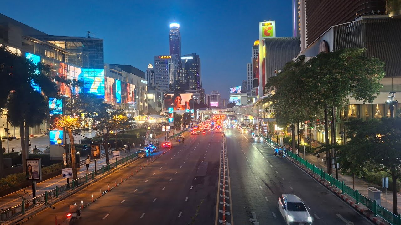 A Walk along the Walkways and in the Shopping Centres of Downtown Bangkok in Thailand