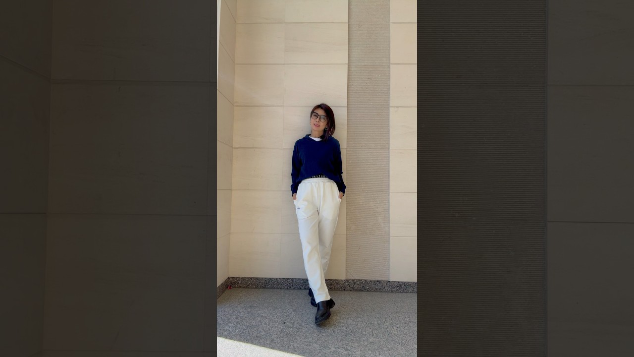 蓝+白 卫裤质感不错👌 #fashion #ootd #cover #style #穿搭 #outfit #時尚 #穿搭日常 #秋冬穿搭 @kankanchannel