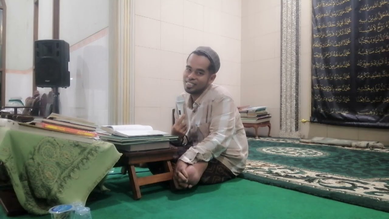 Karomahnya berwudhu,trus solat 2 rokaat,di barengi nurut guru.