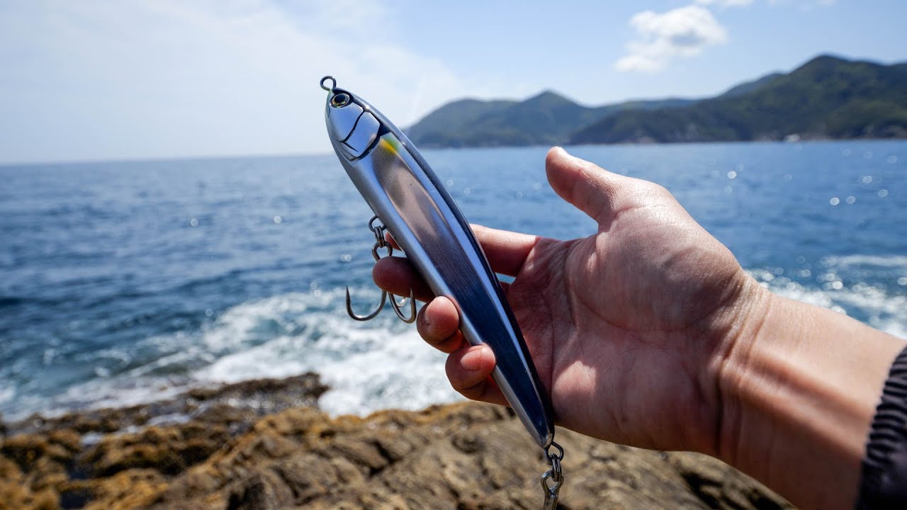 春の無人島で新発売のルアーを投げて大型ヒラマサを狙う2日間のドキュメンタリー