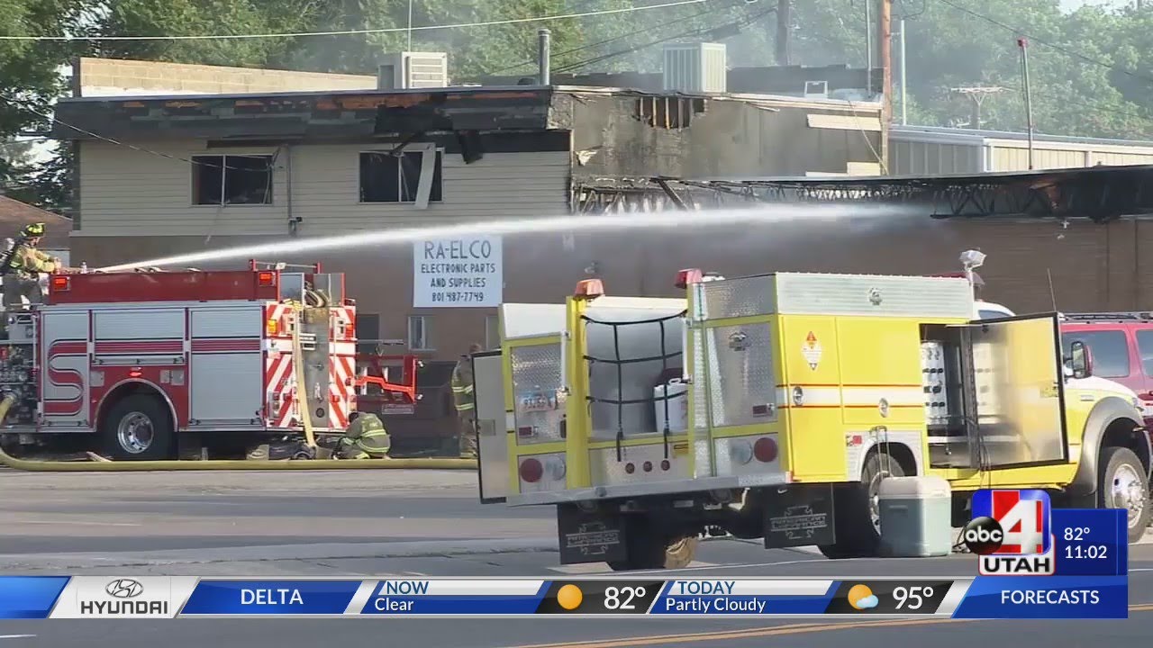 Fire destroys electronics store