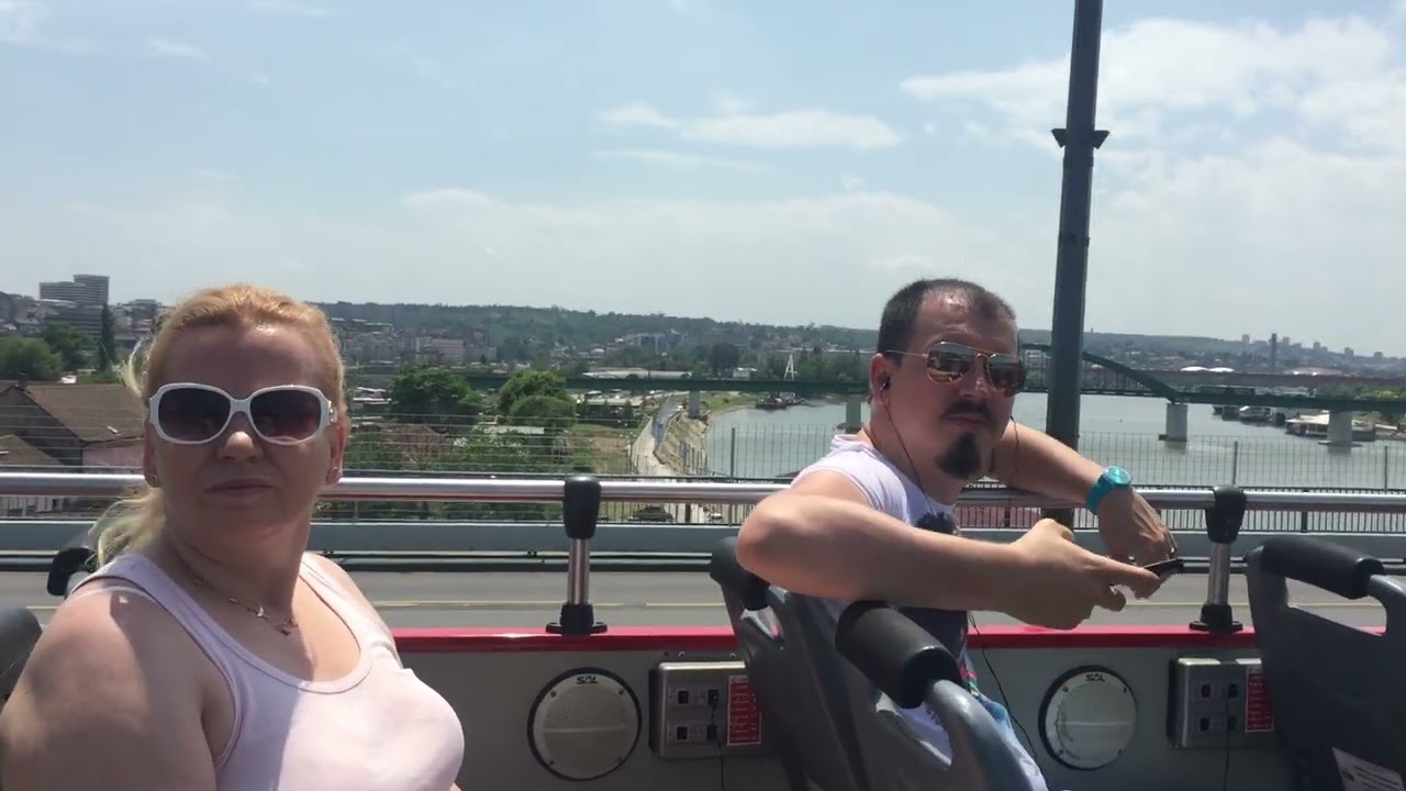 Sırbistan Belgrad ı boş otobüsle gezdik.
