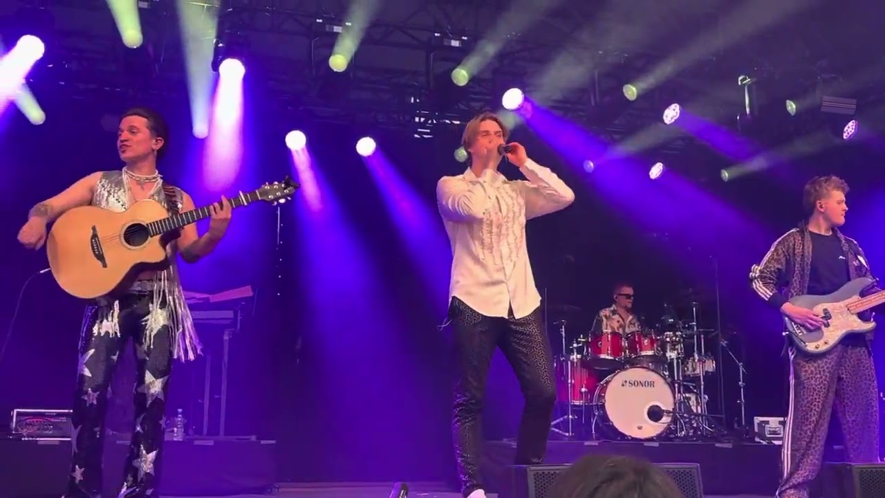Vincent Gross - Drinking Wine feeling fine - live mit der Band &bdquo;Die Ouzos&ldquo; am Schupfart Festival CH