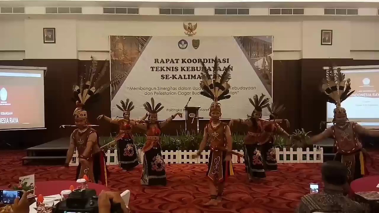 Mandau Menteng - sanggar tunjung nyaho palangkaraya