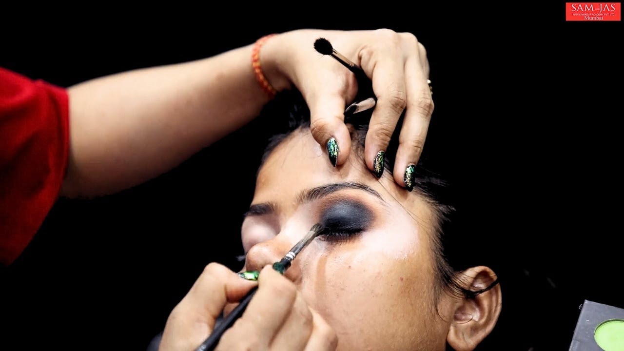 Live Online Makeup Class by Sam Maam from Sam and Jas Hair & Makeup Academy Mumbai