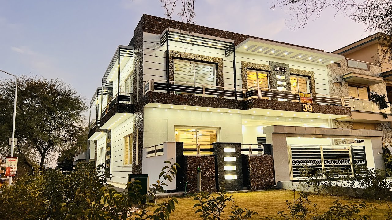 14 Marla main road corner house for sale in G-13 Islamabad
