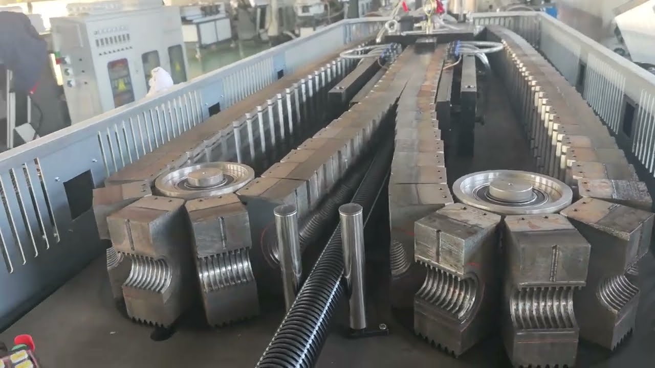DWC pipe machine with markline