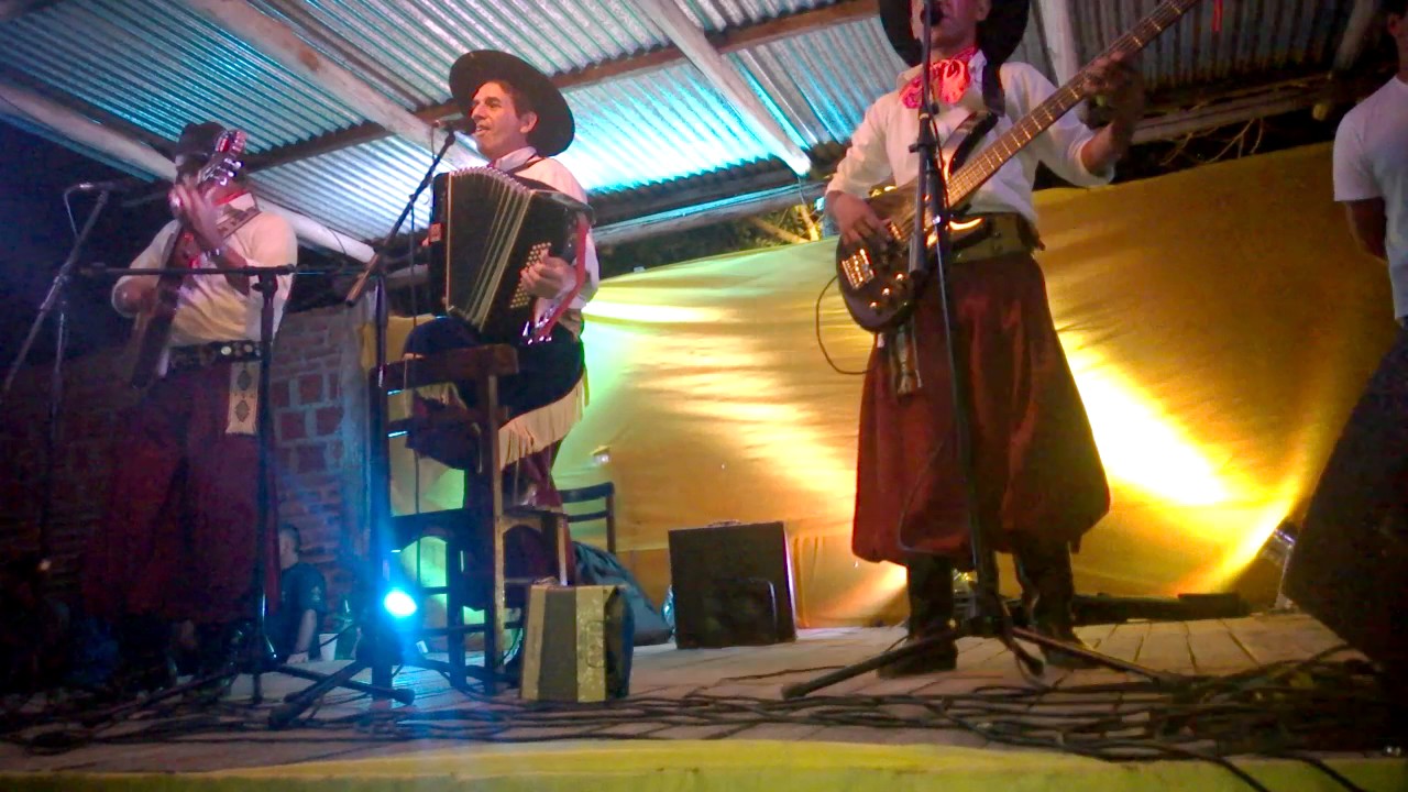 LOS CARPINCHEROS EN VIVO EN EL FORTIN CAIMAN, SAN MIGUEL CORRIENTES