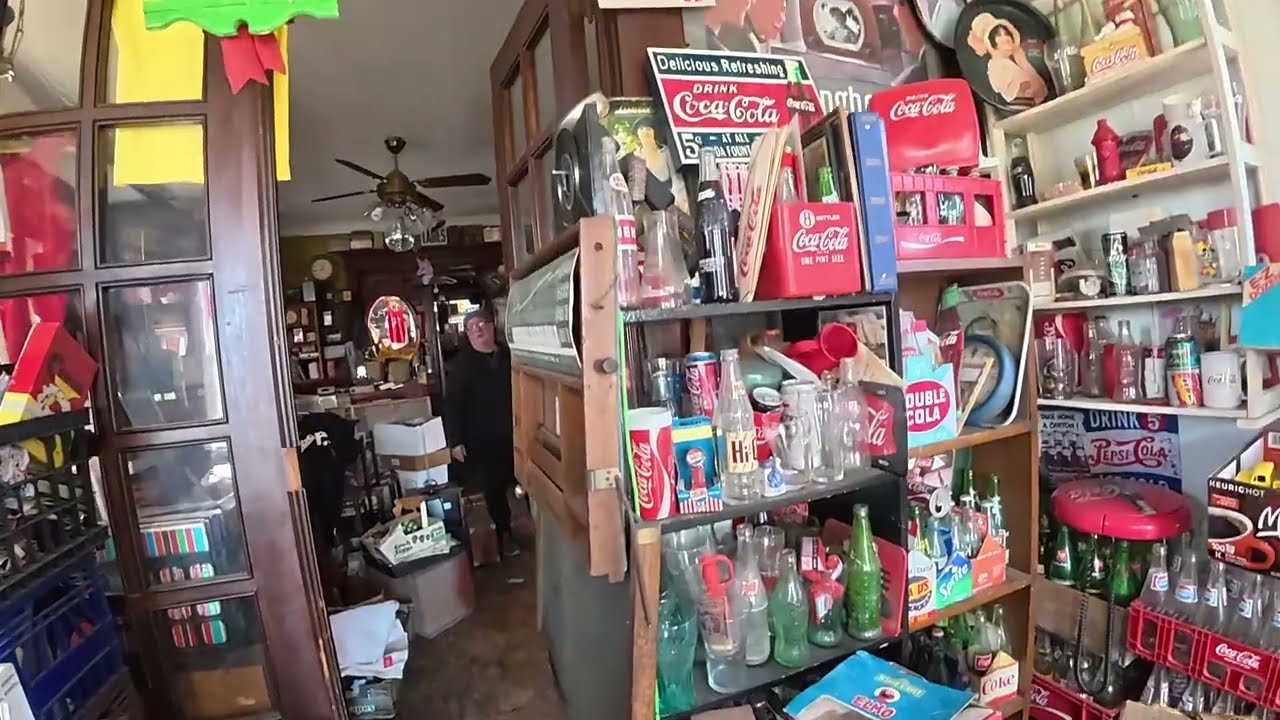 His House Was Packed with Antiques!!
