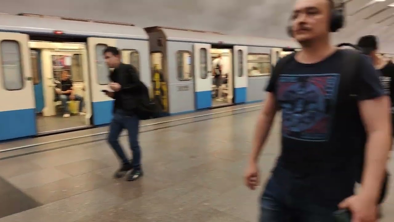 Метро Перово - односводчатая станция, с хорошим оформлением, но которой требуется капремонт #metro