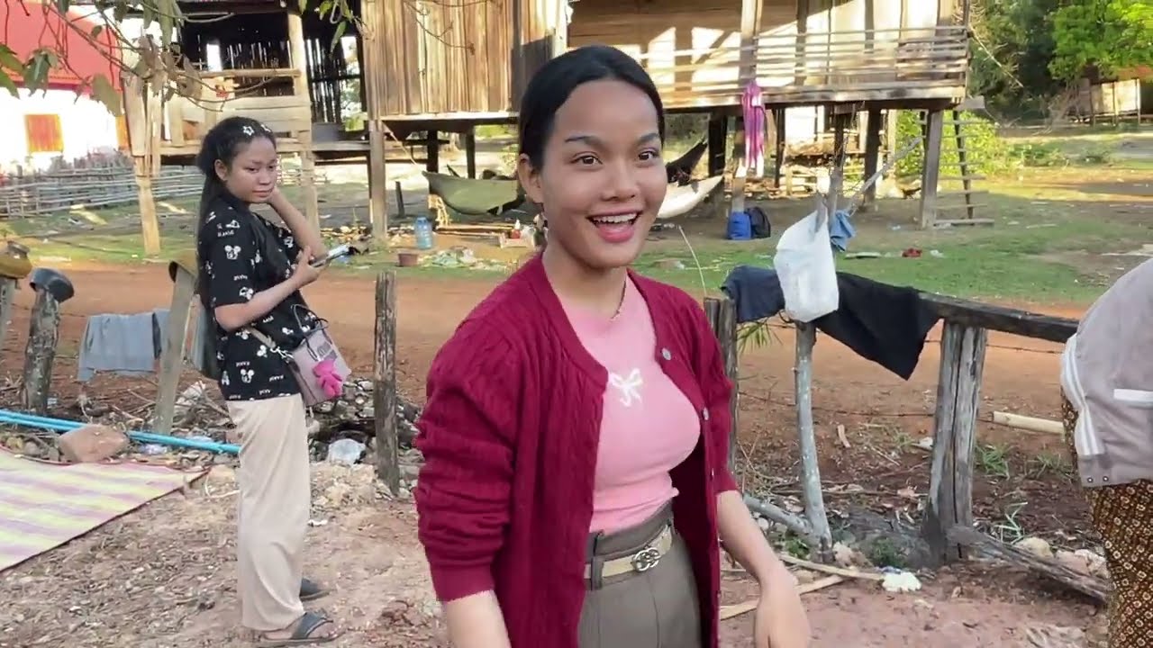 วันนี้สาวๆอาบน้ำที่หลังเวที#มาแรง