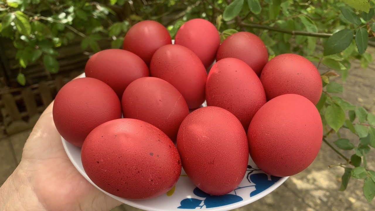How to dye eggs for easter - HAPPY EASTER from Greek Cooking Everyday!