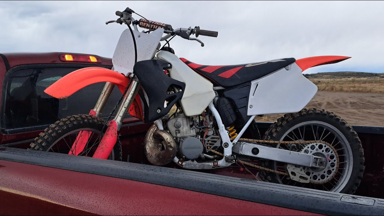 Первая поездка на Honda CR250 1996 года и обзор! #1996cr250 #Hondacr250 #ridingthecr250
