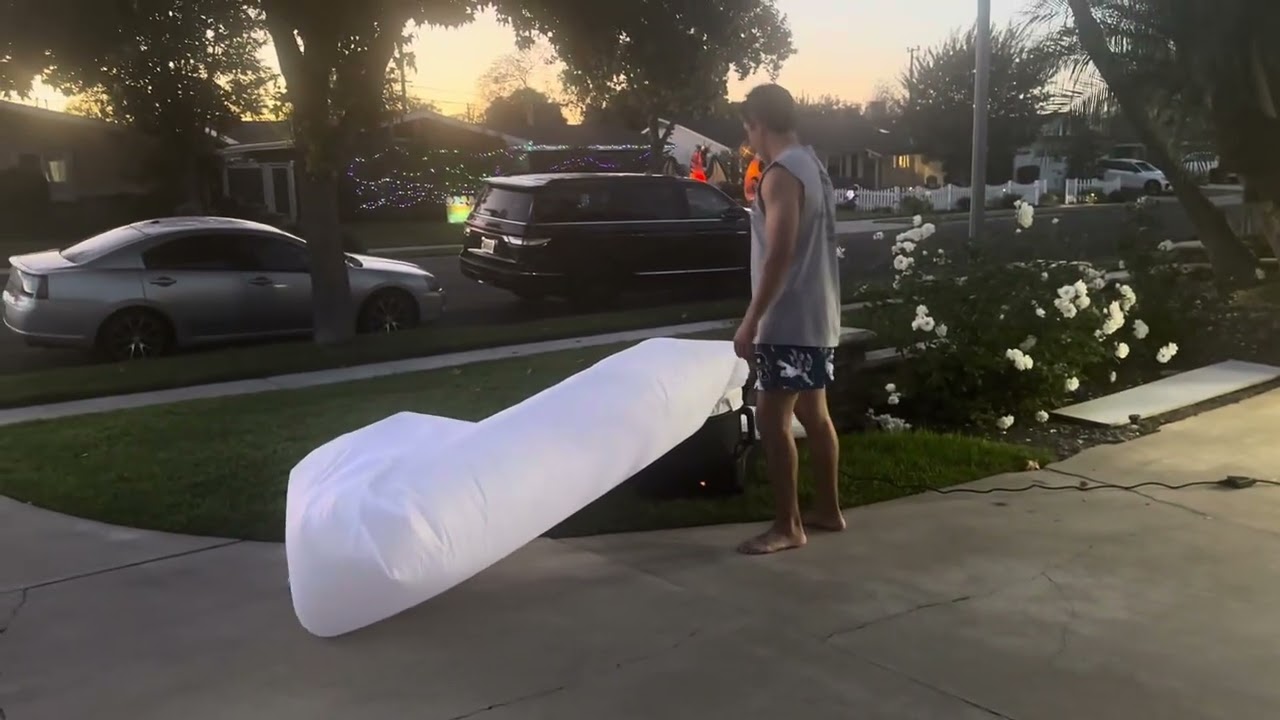 Tube man unboxing 