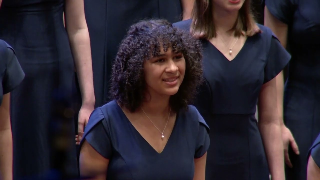 Queen Margaret College, Voces Luce | By Night – Elaine Hagenberg
